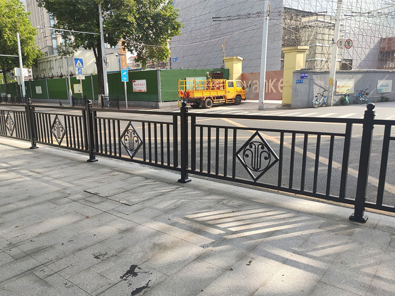 ���ͱ���o�ڽ�B